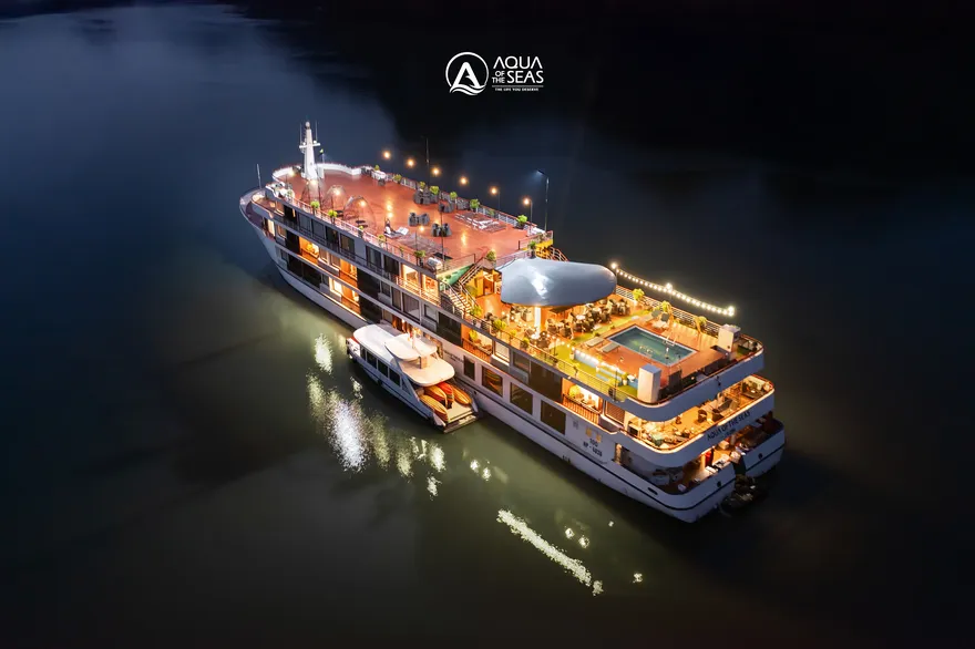Aqua of the Seas