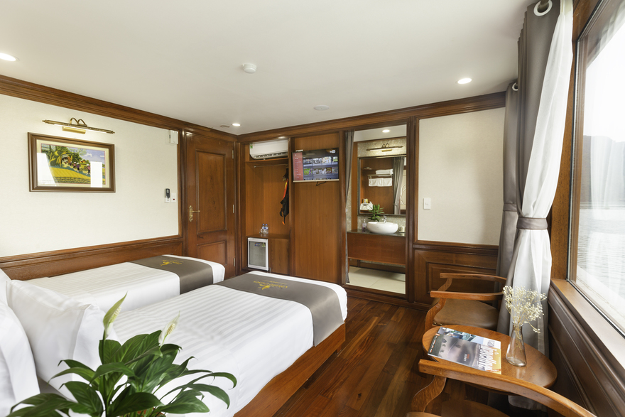 Deluxe Balcony Cabin