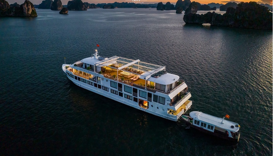 Athena Royal Cruise