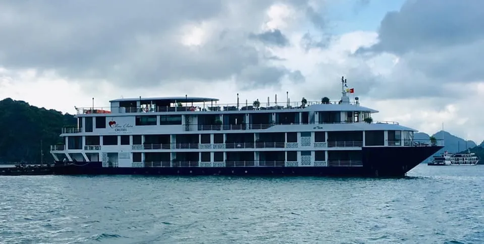 Mon Paxéri Cruise