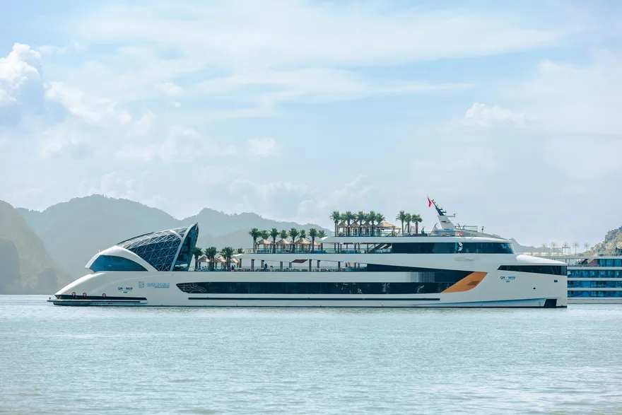 Luxury Dolphin Halong Cruise