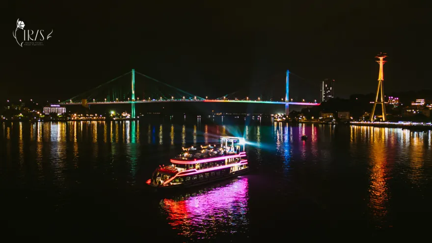 Iris Cruise Halong Cruise