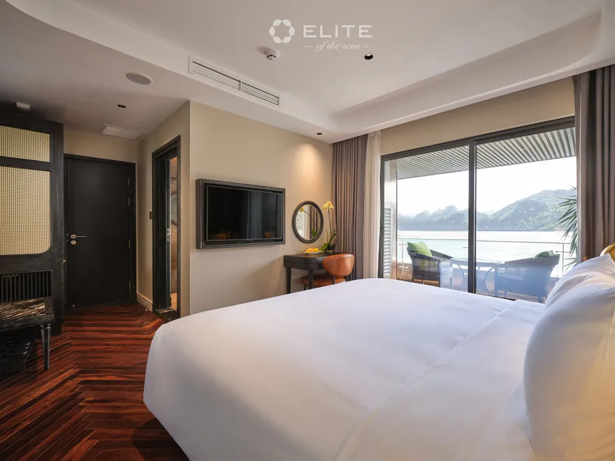 Elite Junior Suite room class