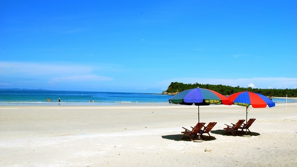 Minh Chau Beach