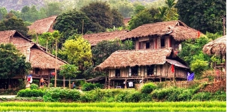 Giang Mo Muong Village