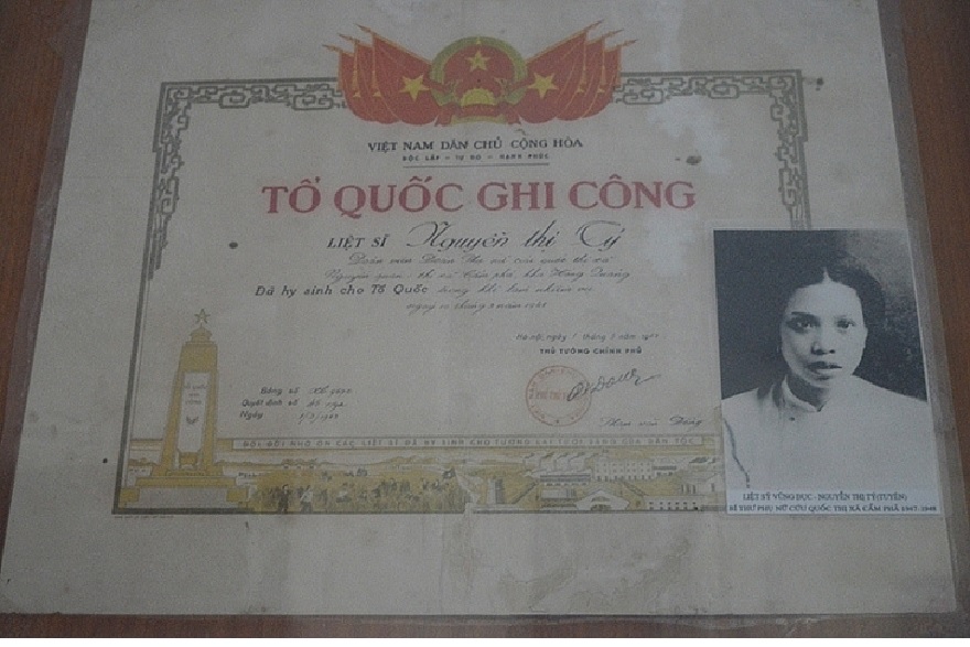 Certificate of Gratitude awarded to martyr Nguyen Thi Ty, one of eight female communist soldiers whom the French colonialists stuffed into sacks, bound with stones, and drowned at Vung Duc.
