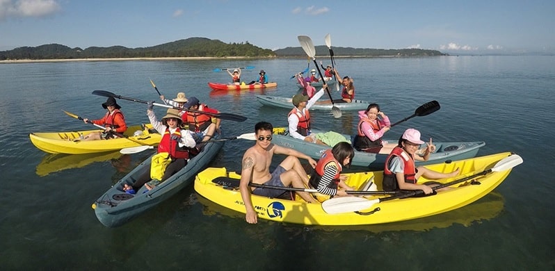Kayaking at Co To Park