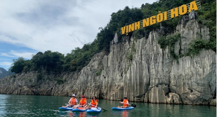 Kayaking on Thung Nai Reservoir