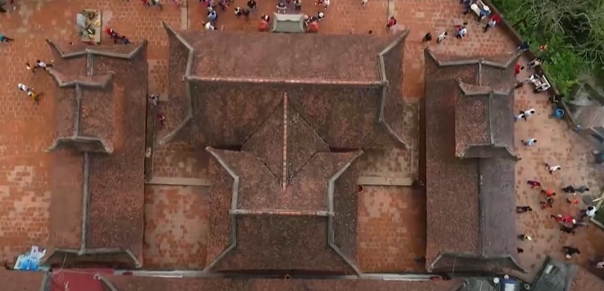 Today's Hoa Yen Pagoda features an architecture styled after the Chinese character “Nation”