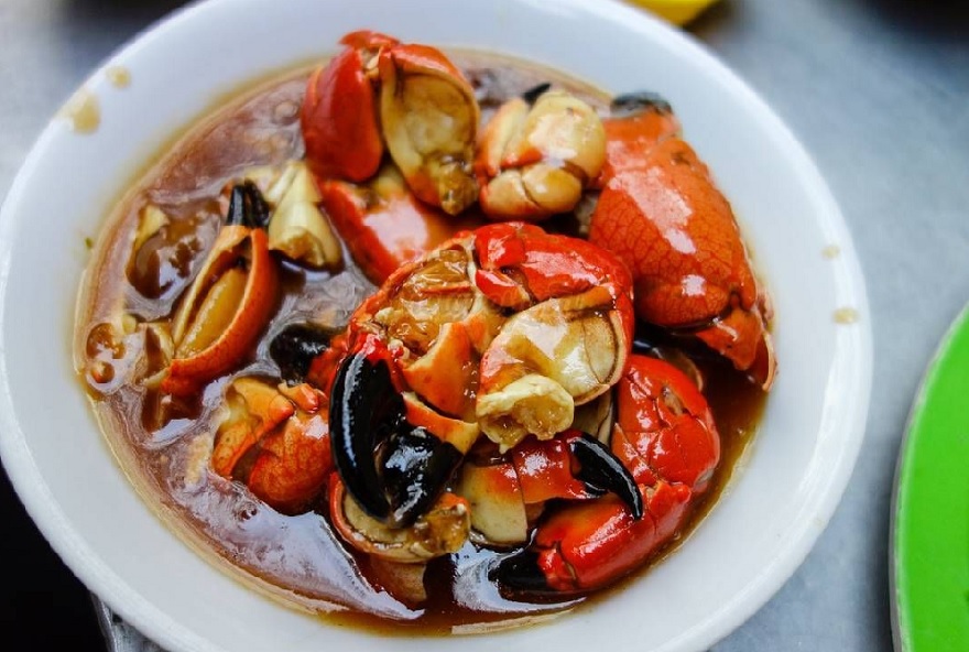 Stir-fried Stone Crab with Tamarind Sauce