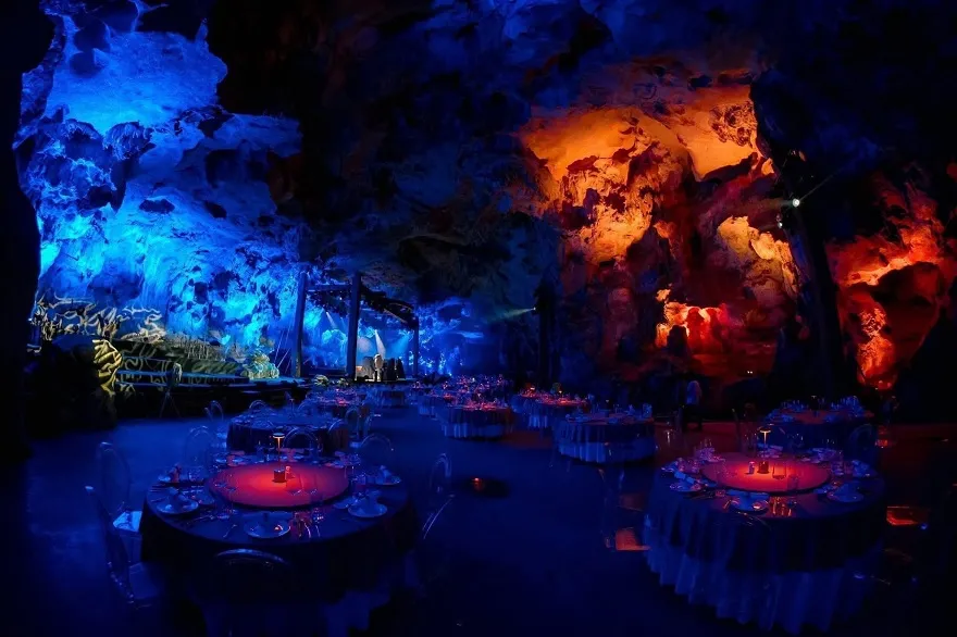Dragon Pearl Cave Palace