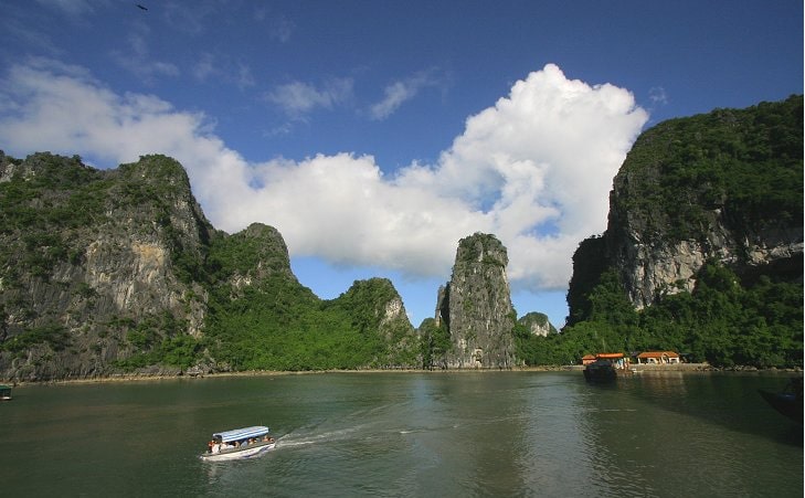Bo Hon Island: The Ultimate Sanctuary of Halong Bay’s Most Magnificent Caves