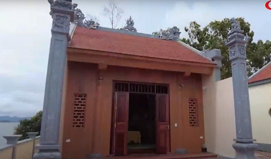 Mother Goddess Temple in Quan Lan
