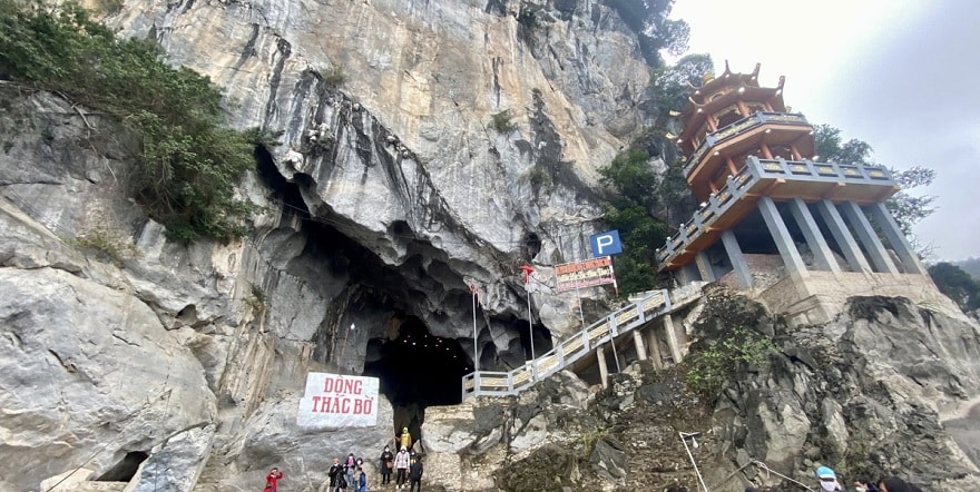 Thac Bo Cave