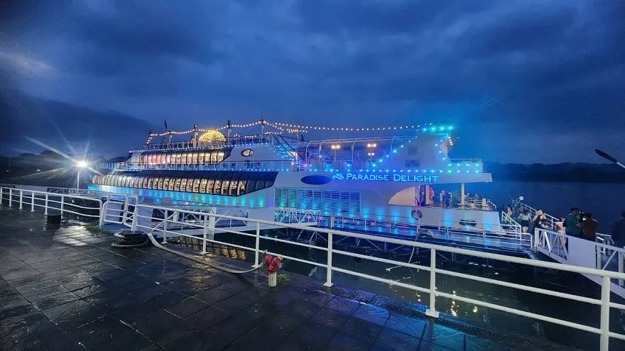 Paradise Delight Cruise