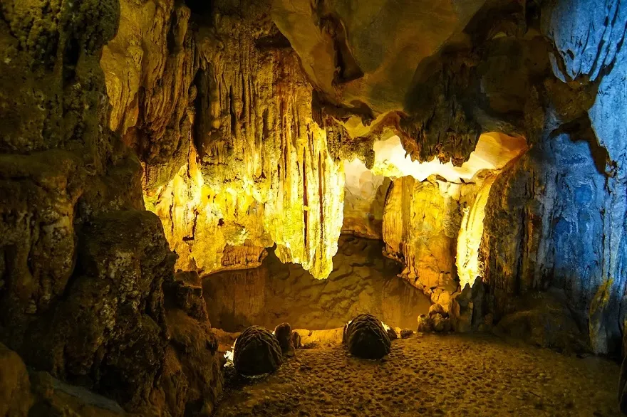 Sung Sot Cave