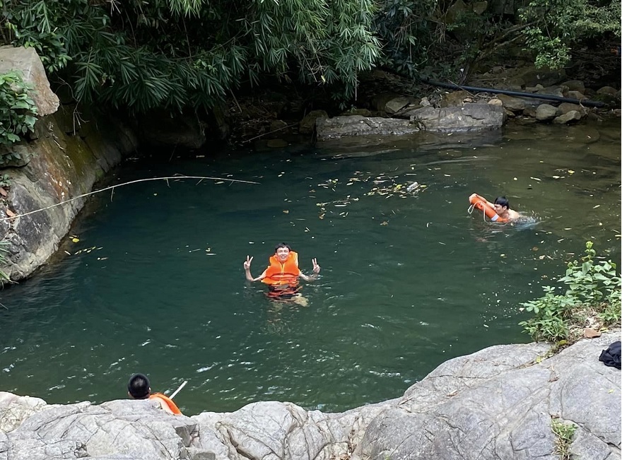 The pool at Waterfall 1 is the ultimate swimming spot in Lung Xanh