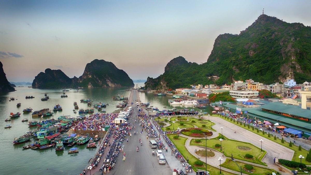 Hon Gai - the economic hub of Ha Long City