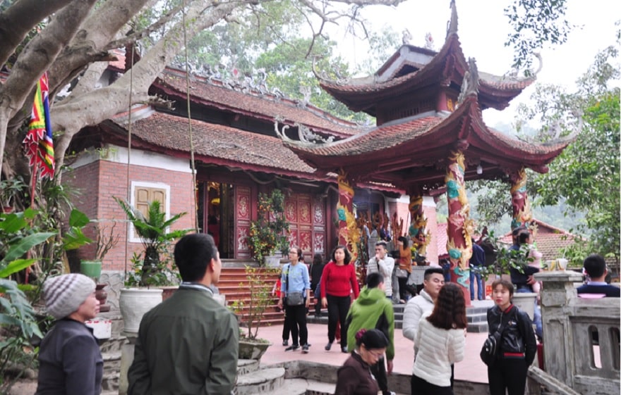 The main temple area of Cap Tien