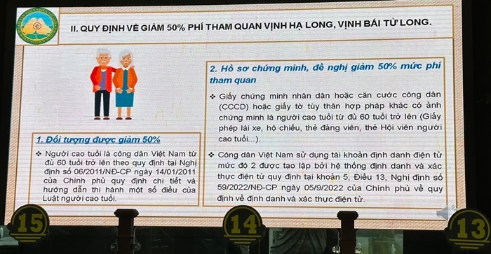 Regulations on Ha Long Bay sightseeing ticket exemptions and discounts displayed on the LED screen at the information counter