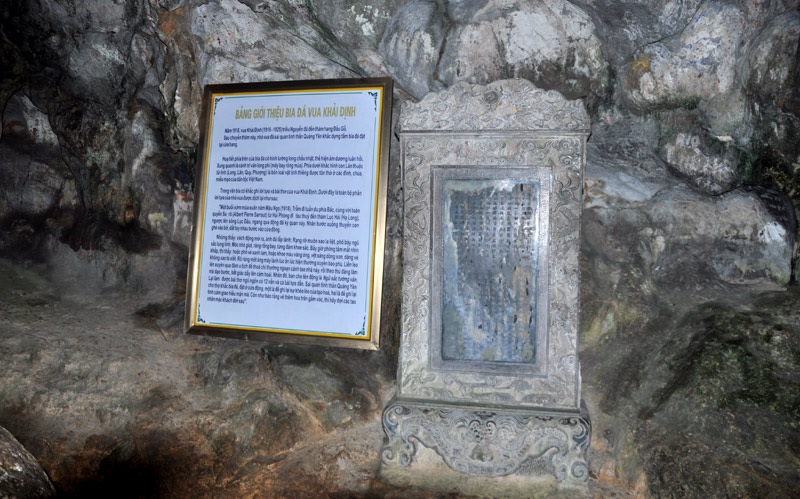 The stone stele of Emperor Khai Dinh inside Dau Go Cave today