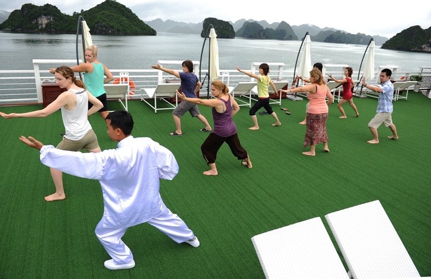 Experiencing Tai Chi on a Ha Long Bay cruise