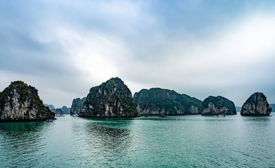 Ha Long Bay, a land associated with the legend of the Descending Dragon, is a tourism icon of Ha Long