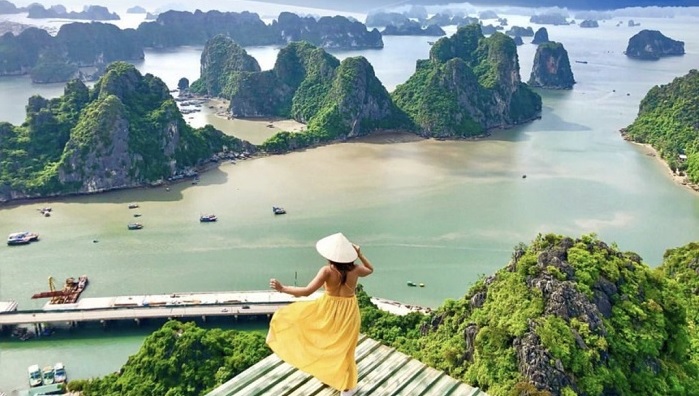 Ha Long Bay 2025: The Definitive Guide to an Unrivaled Escape