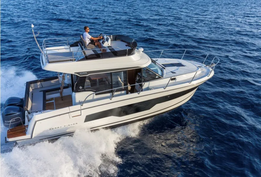 Merry Fisher 1095 Private Yacht
